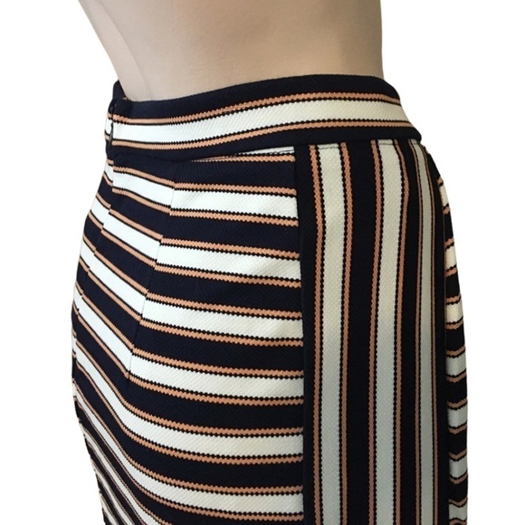 BANANA Republic Rayon Blend Vertical Horizontal Stripe Skirt Stretch Pencil - Picture 6 of 11